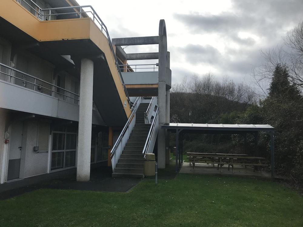 Premiere Classe Honfleur La Riviere-Saint-Sauveur Exterior photo